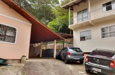 Casa à venda no Cacupé, Florianópolis 