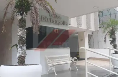 Apartamento com 3 quartos para alugar na Rua Doutor Brasílio Machado, Santa Cecília, São Paulo