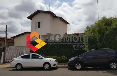 Casa com 3 quartos à venda na Rua Doutor José Ferreira de Camargo, 1630, Jardim Planalto, Campinas, 180 m2 por R$ 670.000