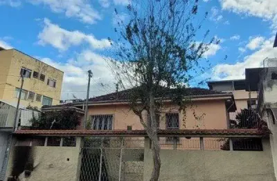 Casa com 4 quartos à venda na Rua Américo Luz, 355, Bairu, Juiz de Fora