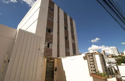Apartamento de 2 quartos para alugar no Centro, Juiz de Fora - MG | Edificio Lyon
