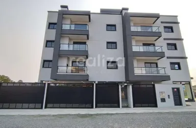 Apartamento com elevador, 3 dorm.  perto da praia. segurança e conforto