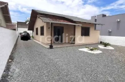 Casa com 4 quartos à venda na nossa senhora da paz, balneário piçarras  por r$ 850.000