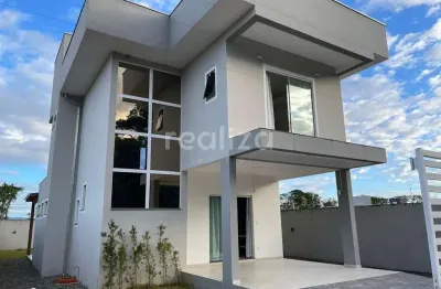 Casa com 3 quartos à venda no itacolomi, balneário piçarras , 200 m2 por r$ 869.900