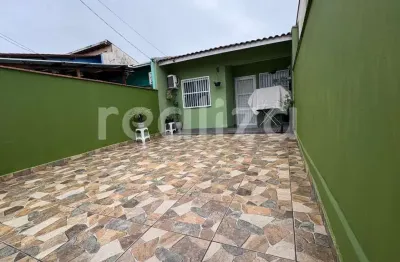 Casa com 2 quartos à venda no itacolomi, balneário piçarras  por r$ 490.000