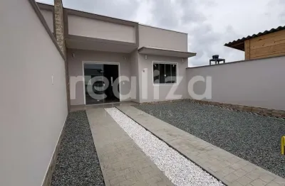 Casa com 2 quartos à venda no itacolomi, balneário piçarras  por r$ 420.000