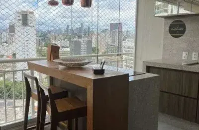 Apartamento mobiliado e reformado em Pinheiros, condomínio completo e próximo do Metrô