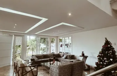 Vendo residência espetacular no Condomínio Montenegro Boulevard