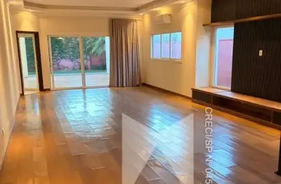 Condomínio Salto Grande 1 - Residência de Alto Padrão com 3 Suítes e Piscina no Cond. Salto Grande I