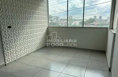 Casa com 3 quartos para alugar na Rua Duque de Caxias, 1077, Lidice, Uberlândia