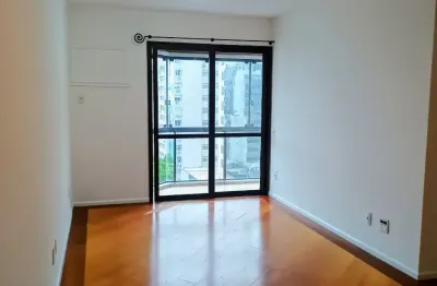 Excelente apartamento de dois dormitórios com linda vista para o mar!