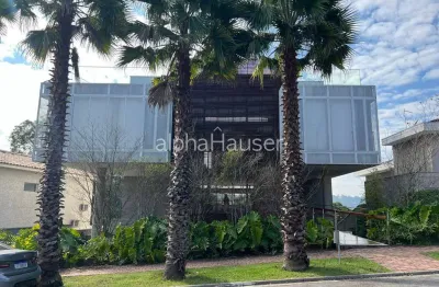 Casa Gênesis 1 - fundo para mata, elevador, fotovoltáica - venda mobiliada.