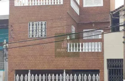 Casa ampla com 3 suites, 6 vagas de garagem, varanda , sacadas excelente preço