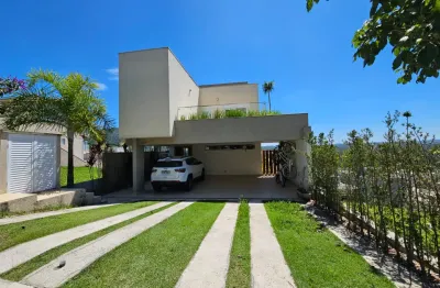 Linda Casa à venda no Condomínio Bella Città - Fazenda Rodeio