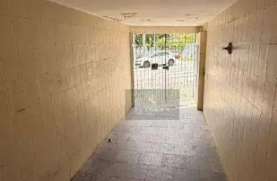 Casa com 1 dormitório para alugar por R$ 1.800,00/mês - Vila Gumercindo - São Paulo/SP