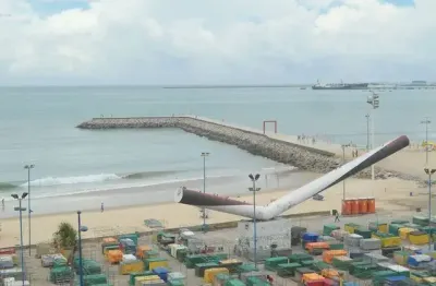 Apartamento na Beira Mar de Fortaleza com 3 quartos, 130 m²,  1 vaga de garagem