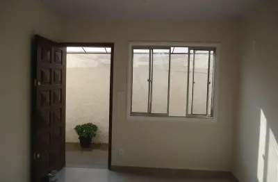 Casa com 2 quartos à venda no Parque Bristol, São Paulo 