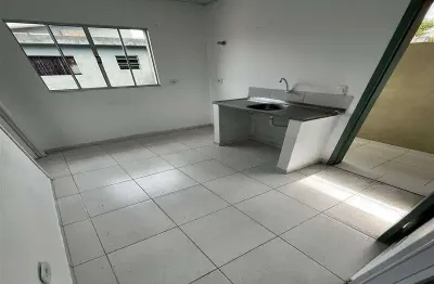 Casa com 1 quarto para alugar na Vila Água Funda, São Paulo 