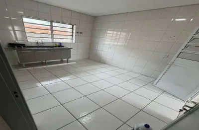 Casa com 3 quartos para alugar na Vila Água Funda, São Paulo 