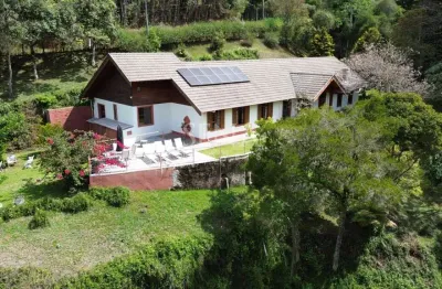 Casa com 3 quartos à venda na Estrada Pedra Do Fogo, 38, Água Santa, Campos do Jordão