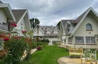 Casa com 5 quartos à venda na Avenida Baby Florense Gonçalves, Alto do Capivari, Campos do Jordão