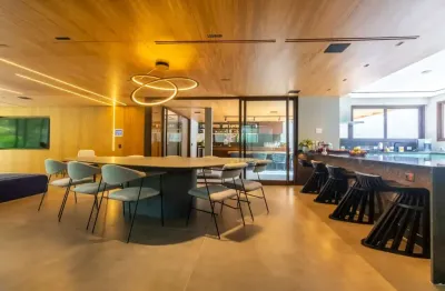 Casa em condomínio para venda com 3 quartos, sendo 3 suítes , 700m²