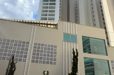 Apartamento para venda com 2 quartos, suíte, elevadores, 2 vagas e área de lazer - Juiz de Fora - MG