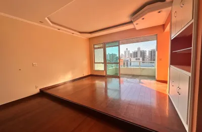 Apartamento à venda com 3 quartos, 1 suíte, 2 vagas na Rua Floriano Peixoto - Centro - Juiz de Fora/MG