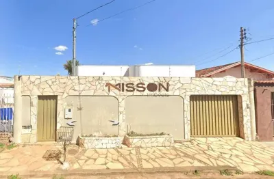 Casa com 3 quartos à venda no Santa Marta, Uberaba 