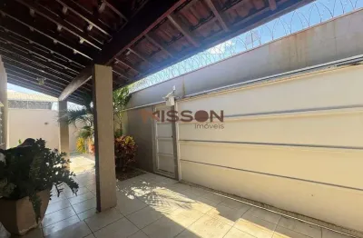 Casa com 3 quartos à venda na Vila Olímpica, Uberaba 
