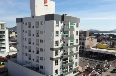 Apartamento a venda no bairro São João em Itajaí no edifício Costa Sul