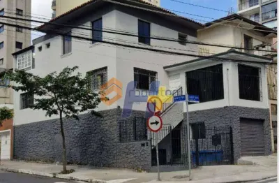Casa com 1 dormitório, 200 m² - venda por R$ 2.998.000,00 ou aluguel por R$ 7.792,00/mês - Vila Mariana - São Paulo/SP