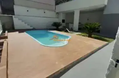 Casa com 2 quartos à venda na Rua P, 2, Village Flamboyant, Cuiabá, 250 m2 por R$ 799.000