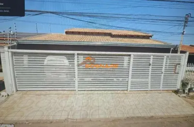 Casa à Venda no CPA IV - 1ª Etapa | 03quartoscom suite. 360.000,00 codigo: 135452