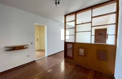 Apartamento confortável e espaçoso, 2 dormitórios grandes e 1 ótima vaga livre, 57 m² - água rasa -