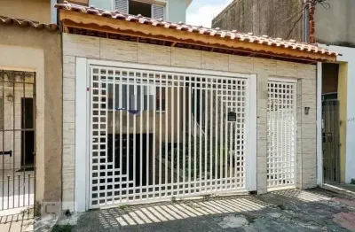 Sobrado de 3 andares com garagem para até 7 veículos, com 375m² de construção - jardim vila formosa