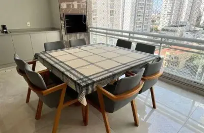 Belissimo apartamento recém reformado, com 126m², 3 suítes, varanda gourmet, 2 vagas de garagem e d