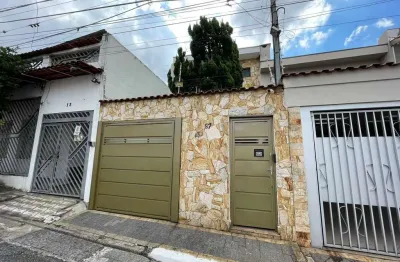 Sobrado amplo de 3 suítes, garagem para 4 veículos + área gourmet com churrasqueira, cidade mãe do