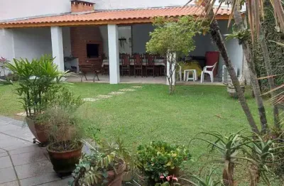 Sobrado à venda, 5 dormitórios, 3 banheiros, 1 suite, 4 vagas e ainda muito espaço externo - vila j