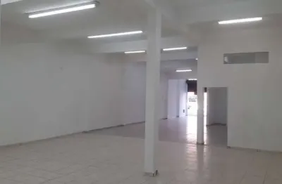 Excelente prédio frente para rua, sala para locação de 440 m² em 2 níveis, frente para rua e subsol