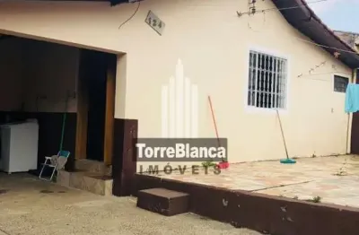 Casa com edícula para venda, 2 quartos, quintal amplo, 3 vagas de garagem, 288 m² total, núcleo san