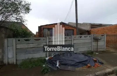 Terreno à venda em área de crescimento, ideal para construção ou reforma!