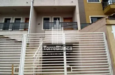 Locação - sobrado triplex com 2 quartos, 1 vaga de garagem coberta, jardim canaã, contorno.