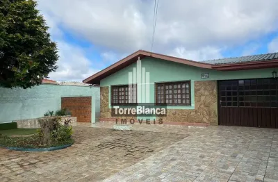 Espetacular residência em alvenaria com 200 m², edícula e vagas para 11 carros - não perca essa cha