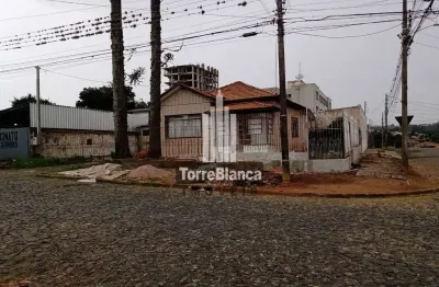 Casa em condomínio fechado com 3 quartos à venda na Rua Almirante Barroso, Uvaranas, Ponta Grossa