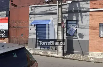 Casa com 3 quartos à venda na Rua Doze de Outubro, Centro, Ponta Grossa