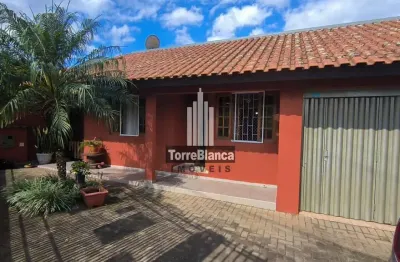 Casa à venda com 130 m² e terreno de 486 m², ideal para uso residencial ou comercial