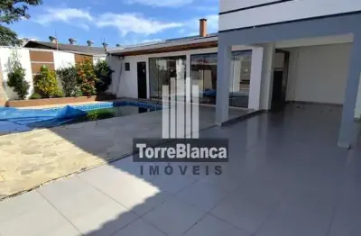 Sobrado com 04 quartos sendo 02 suítes para locação, área gourmet com piscina e churrasqueira, 300m