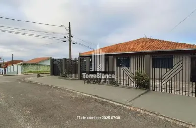 Casa com 3 quartos à venda na Rua Enfermeiro Paulino, Uvaranas, Ponta Grossa