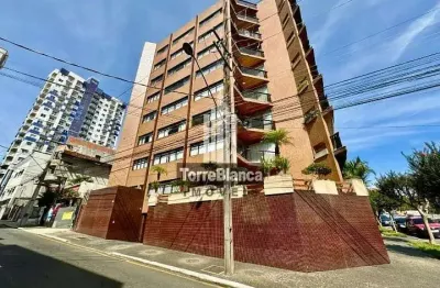 Apartamento espaçoso com 4 quartos (2 suítes) e elevador privativo , próximo à uepg centro